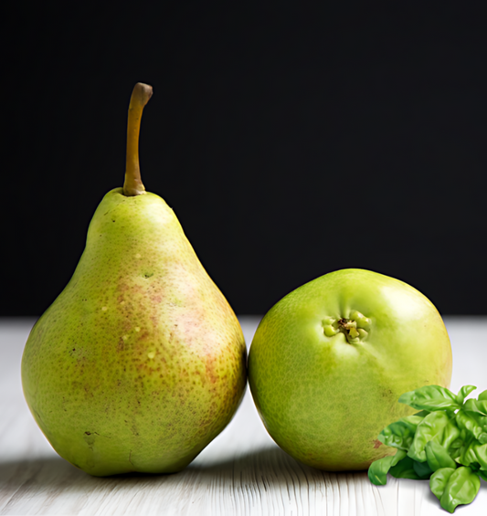 🍃 Basil & Base Pear Soy Wax Candle – A Fresh Fusion of Fruit, Herb & Autumn Warmth